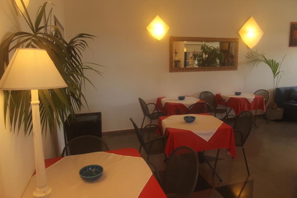 Hotel La Conchiglia Ла-Маддалена Экстерьер фото