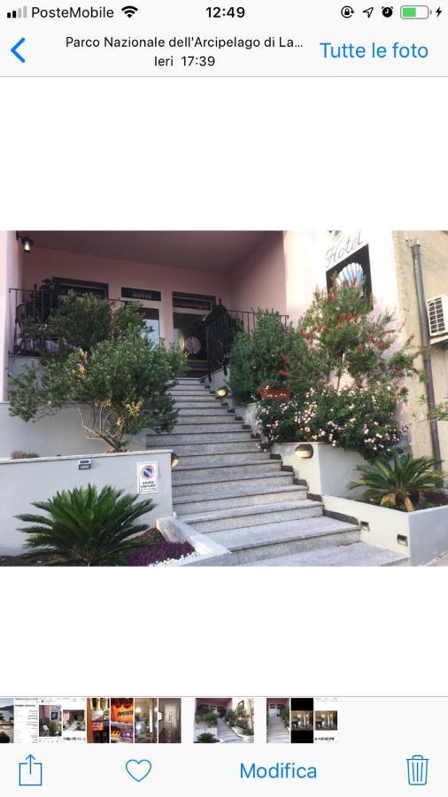 Hotel La Conchiglia Ла-Маддалена Экстерьер фото